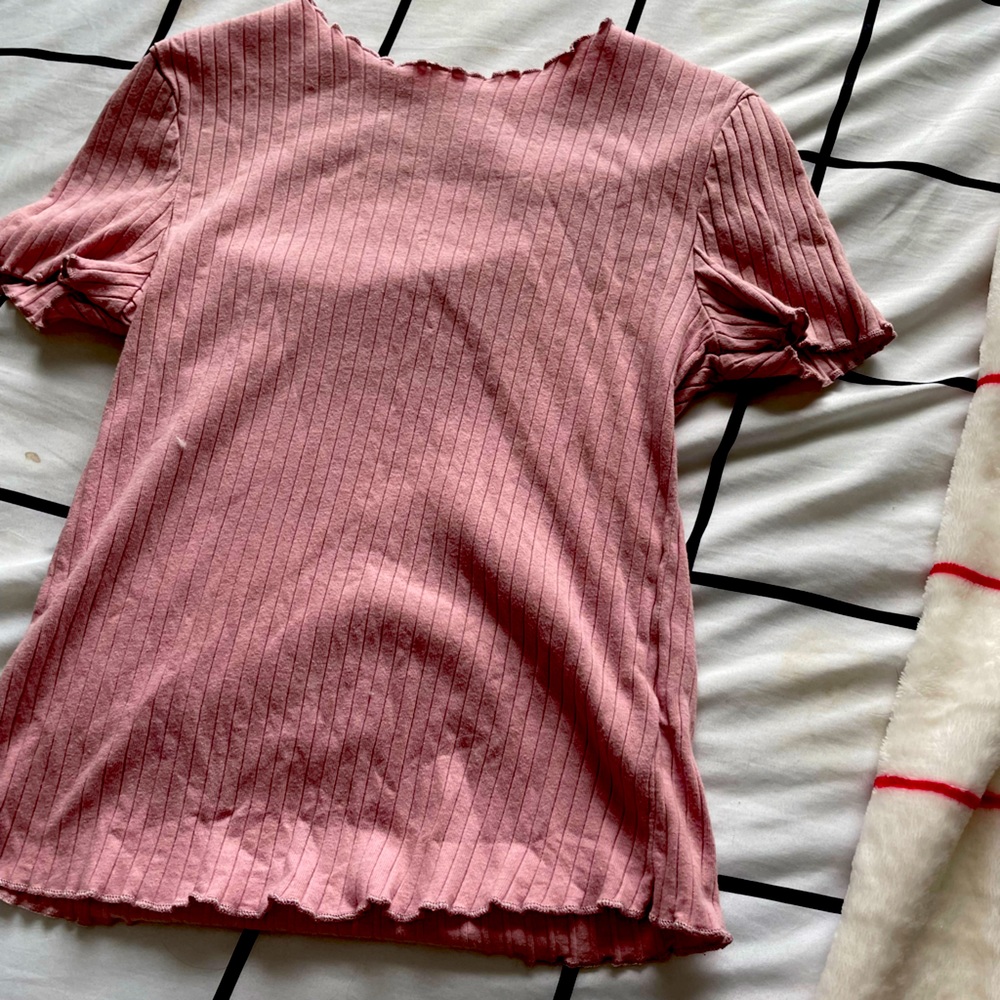 Super cute, fits good, worn once